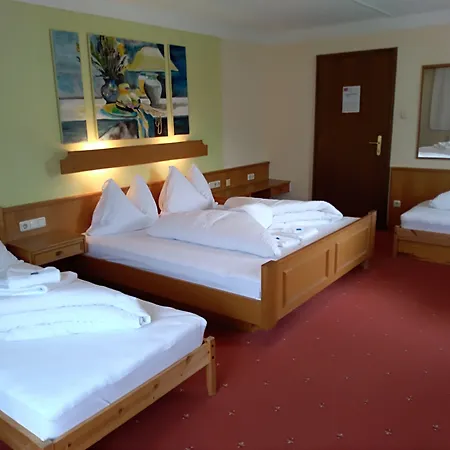 Wiesenhof 3* Mieders