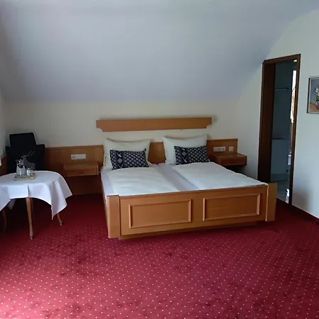Wiesenhof Hotel