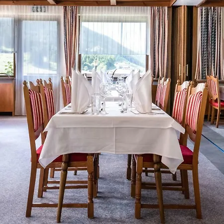 Hotel Wiesenhof 3*