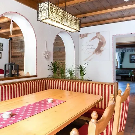 Hotel Wiesenhof 3*