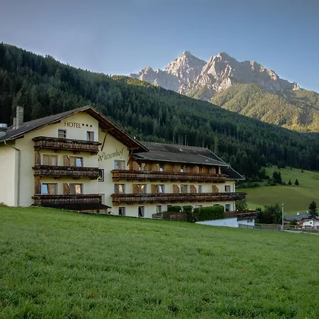 Wiesenhof 3*