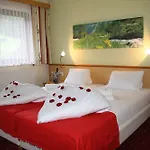 Wiesenhof 3*