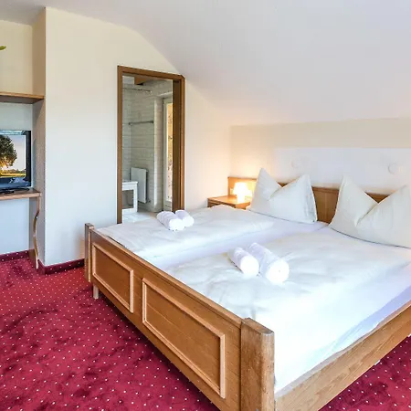 Wiesenhof Hotel 3*